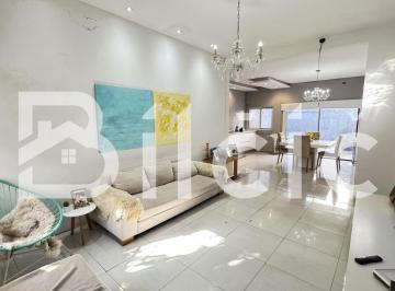 PH · 76m² · 3 Ambientes · PH 3 Amb. en Venta en Lanus