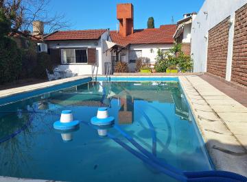 Casa de 5 ambientes, Lomas de Zamora · Casa 5 Ambientes en Venta con Piscina. Banfield