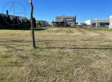 Terreno · 605m² · Terreno en Venta en Barrio Ceibos