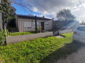 Casa · 100m² · 3 Ambientes · 2 Cocheras · Casa en Venta 3 Ambientes con Jardín y Cochera Barrio Jardín