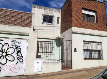 PH · 73m² · 5 Ambientes · 1 Cochera · En Venta Departamento en PH de 3 Dorm.