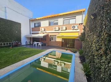 Casa · 162m² · 6 Ambientes · 1 Cochera · Venta Casa 6 Ambientes Parque Pileta con Cochera