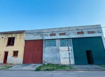 Bodega-Galpón · 231m² · Galpon en Venta en El Casco Urbano de Roldan