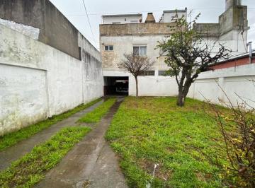 PH · 53m² · 2 Ambientes · 2 Cocheras · PH en Bernardino Rivadavia