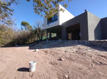 Casa de 8 ambientes, Mendiolaza · Venta | Casa en Estancia Q2 – Entrega Julio 2025