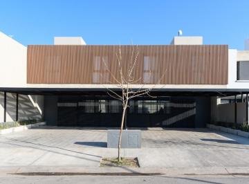 Casa · 175m² · 5 Ambientes · 2 Cocheras · Duplex Premium en Greenville 2 con Pileta