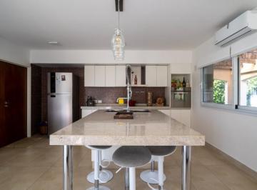 Casa de 7 ambientes, Cañuelas · Hermosa Casa en Venta, en Una Planta, Excelente Lote, Club de Campo La Martona