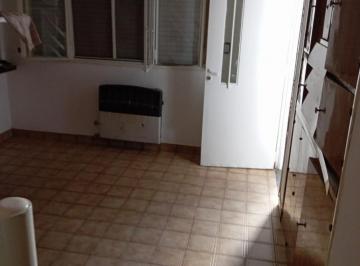 Casa · 150m² · 4 Ambientes · Casa en Alquiler en José León Suarez