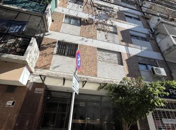 Departamento · 60m² · 3 Ambientes · Departamento de 3 Ambientes Sobre Avellaneda en Floresta