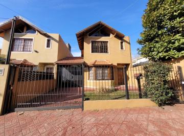 Casa de 3 ambientes, Almirante Brown · Casa en Venta y Alquiler Sobre Calle Mitre Burzaco - a 4 Cuadras de La Estacion!