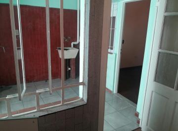 Casa · 40m² · 2 Ambientes · Casa Interna Alquiler Galvez 1300