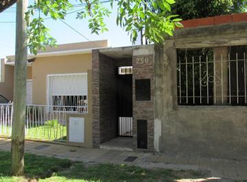 Departamento · 76m² · 3 Ambientes · PH en Alquiler en La Plata