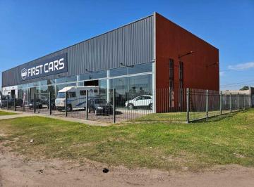 Local comercial · 900m² · 50 Cocheras · Alquiler Local Galpon Acceso Oeste Moreno 1800 m²