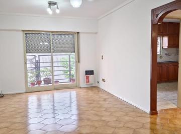 Departamento · 80m² · 3 Ambientes · 1 Cochera · 3 Ambientes - Cochera - 2 Baños - Balcon
