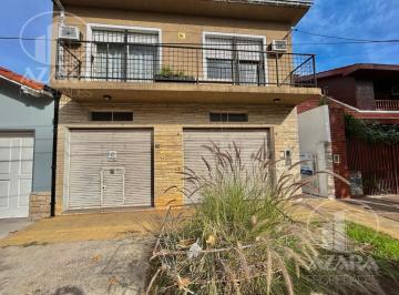 Casa · 193m² · 6 Ambientes · 1 Cochera · Casa 6 Ambientes en Dos Plantas con Local y Garage en Olivos