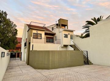 PH · 111m² · 4 Ambientes · 1 Cochera · ¡Gran PH de 4 Ambientes en Inmejorable Ubicación de Olivos - Vicente López!