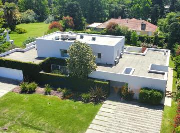 Casa · 500m² · 7 Ambientes · 2 Cocheras · Casa en Venta y o Alquiler en Country San Diego