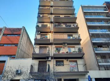 Departamento · 37m² · 2 Ambientes · Muy Comodo 2 Amhientes. Lateral Muy Luminoso!