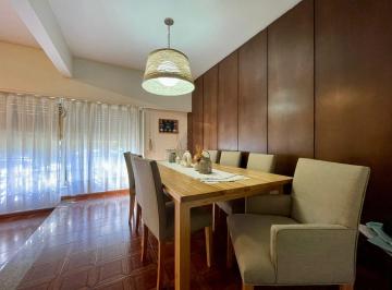 Casa · 229m² · 5 Ambientes · 1 Cochera · Casa en 5 Ambientes Jardin Barrio Parque Villa Martelli