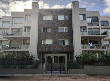 Departamento · 75m² · 3 Ambientes · 2 Cocheras · Departamento Tres Ambientes en Venta - Pinamar Centro