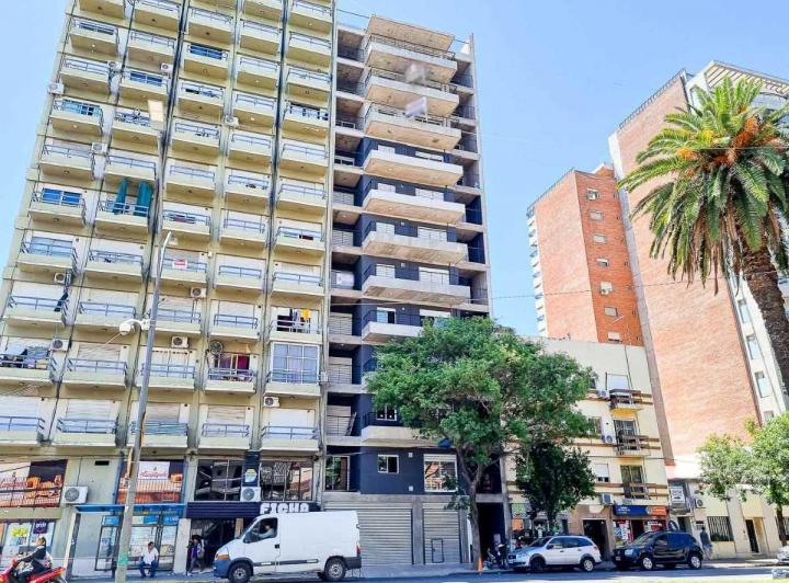 Desarrollo vertical · Av Francia y Córdoba