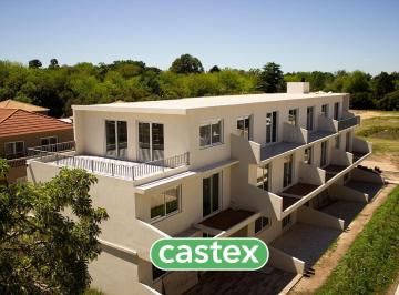 Departamento · 47m² · 2 Ambientes · 1 Cochera · Departamento en Venta en Saravi Village
