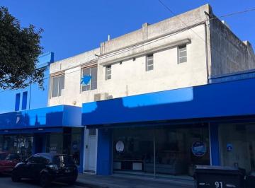 Departamento · 137m² · 4 Ambientes · PH en Alquiler en Rojas Zona Centro con Terraza