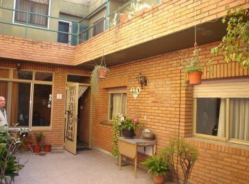 Casa de 6 ambientes, Balvanera · Casa de Lote Propio con Local Al Frente y Vivienda en Balvanera
