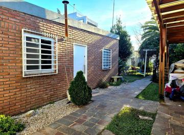 Casa · 32m² · 1 Ambiente · 2 Cocheras · Casa Venta Monoamb. J. L. suarez Lote Propio