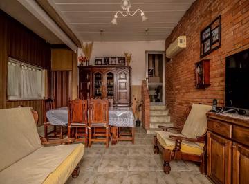 PH · 112m² · 6 Ambientes · 1 Cochera · Departamento PH en Venta en Villa Lynch, San Martin, G. B. a. Zona Norte