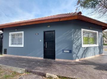 PH · 63m² · 3 Ambientes · 1 Cochera · PH en Banfield Oeste Venta