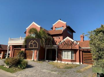 Casa de 5 ambientes, Esteban Echeverría · Casa en Venta en Campos de Echeverria