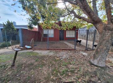 Casa · 106m² · 3 Ambientes · 1 Cochera · Venta! Lote de 375 m², Casa 3 Ambientes. Libertad