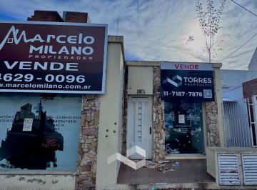 Local comercial · 82m² · 2 Ambientes · Local en Venta en Moron Centro