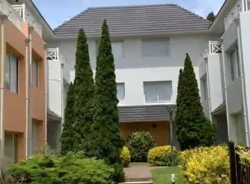 Casa · 101m² · 4 Ambientes · 1 Cochera · Casa en Pinamar