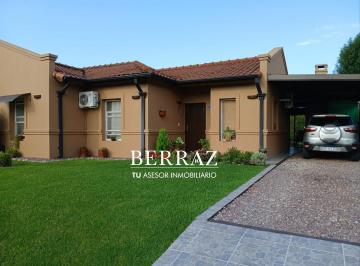 Casa · 79m² · 4 Ambientes · 3 Cocheras · Casa Venta 3 Dorm. Barrio La Candela Lote de 357 m² Pilar