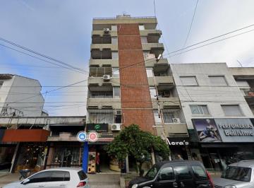 Departamento · 80m² · 4 Ambientes · Semi Piso en Dúplex 4 Amb. Apto Prof. Haedo Centro S/ Rivad.