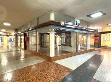 Local comercial · 96m² · Local Comercial en Galería Larreta, a m de Plaza San Martín – Apto Todo Rubro