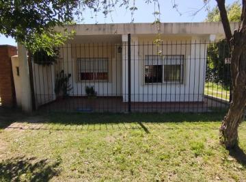 Casa · 321m² · 3 Ambientes · Casa - Gualeguaychu