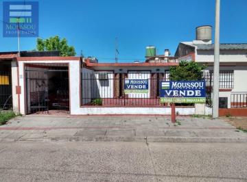 Casa · 110m² · 5 Ambientes · Casa - Gualeguaychu