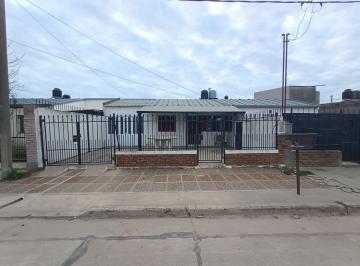 Casa · 41m² · 3 Ambientes · 1 Cochera · Casa en Gualeguaychu