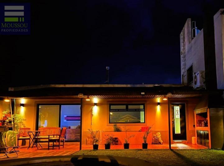 Casa · 750m² · 3 Ambientes · 1 Cochera
