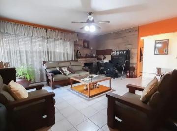 Departamento de 10 ambientes, Córdoba · Departamento Planta Baja + Patio + Cochera Apto Credito!