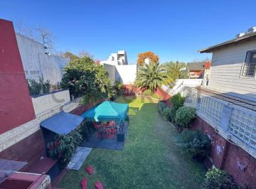 Casa · 357m² · 5 Ambientes · 1 Cochera · Venta Casa Villa Real