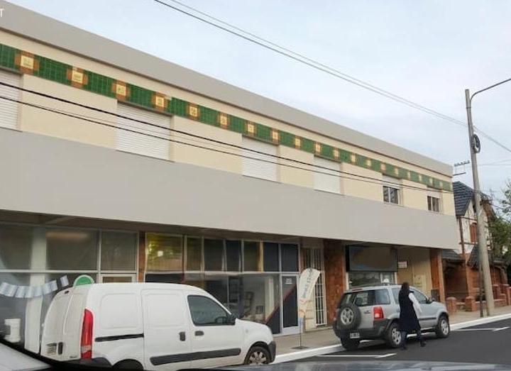 Edificio · 590m² · 7 Ambientes · 7 Cocheras