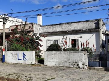 Casa · 62m² · 4 Ambientes · Venta de Casa, Dos Dorm. en La Blanqueada