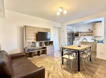 Departamento · 3 Ambientes · Impecable Departamento en Macrocentro con Muebles