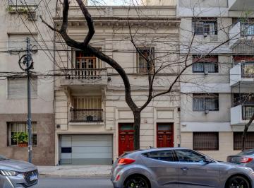 PH de 14 ambientes, Palermo · Excelente PH Apto Comercial. Muy Buena Ubicacion. Multiples Usos.