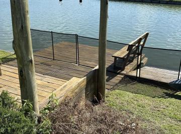 Casa · 405m² · 8 Ambientes · 2 Cocheras · Casa en Alquiler en Virazon Sobre El Lago