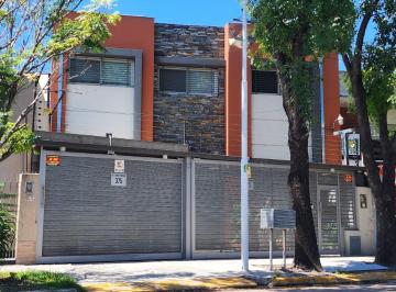 Casa de 11 ambientes, Merlo · Imponente, Distinguida y Moderna. Gba Oeste, Merlo Centro. Zona Residencial